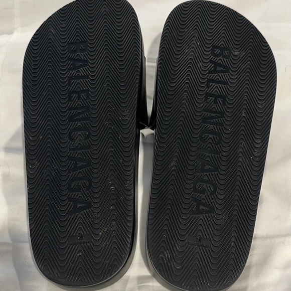 BALENCIAGA PISCINE B-B LOGO BLACK LEATHER SLIDES WITH BOX - Picture 6 of 15